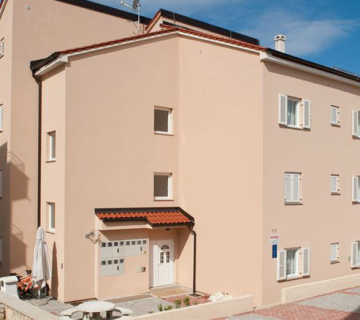 Apartmani bernarda 360x320